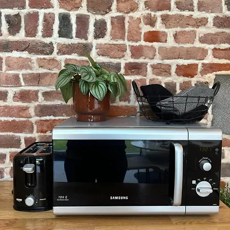 Les Tours De Rose - Characterful In * Waremme